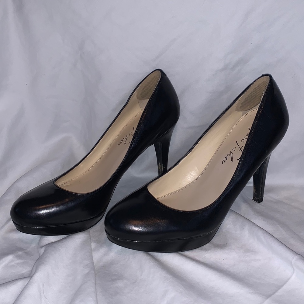 Marc Fisher black heels